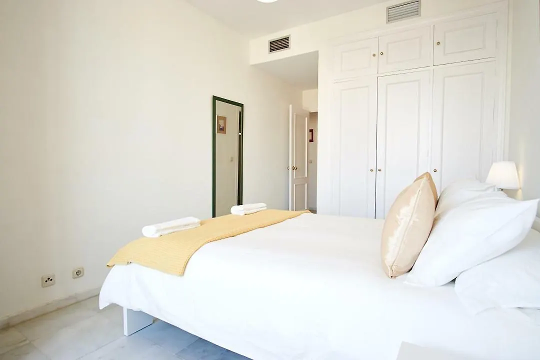Apartment San Jacinto Triana Suite By Valcambre Seville