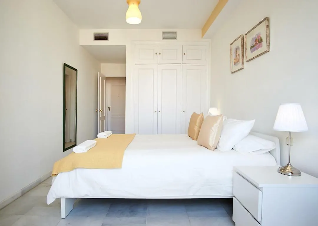San Jacinto Triana Suite By Valcambre Seville 0*,